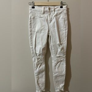 White American eagle hi-rise jeggings.